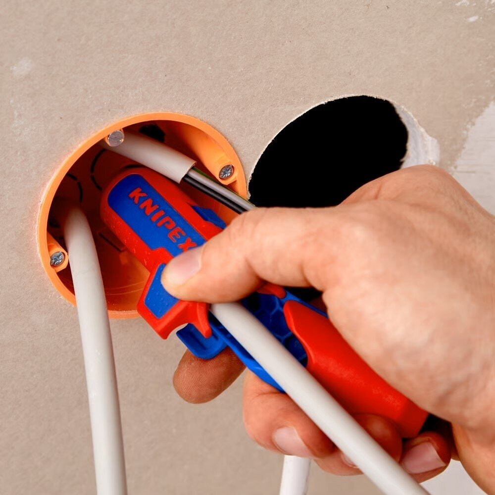 Laidų nuvalymo įrankis FV kabeliams KNIPEX ErgoStrip 6