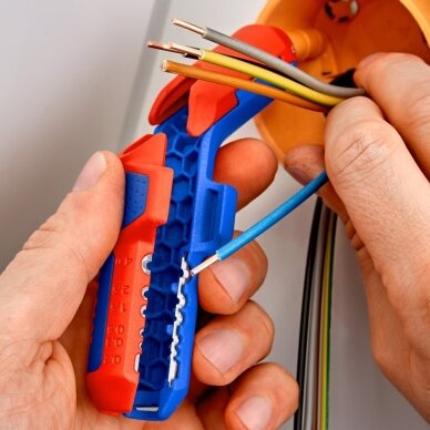 Laidų nuvalymo įrankis FV kabeliams KNIPEX ErgoStrip 8